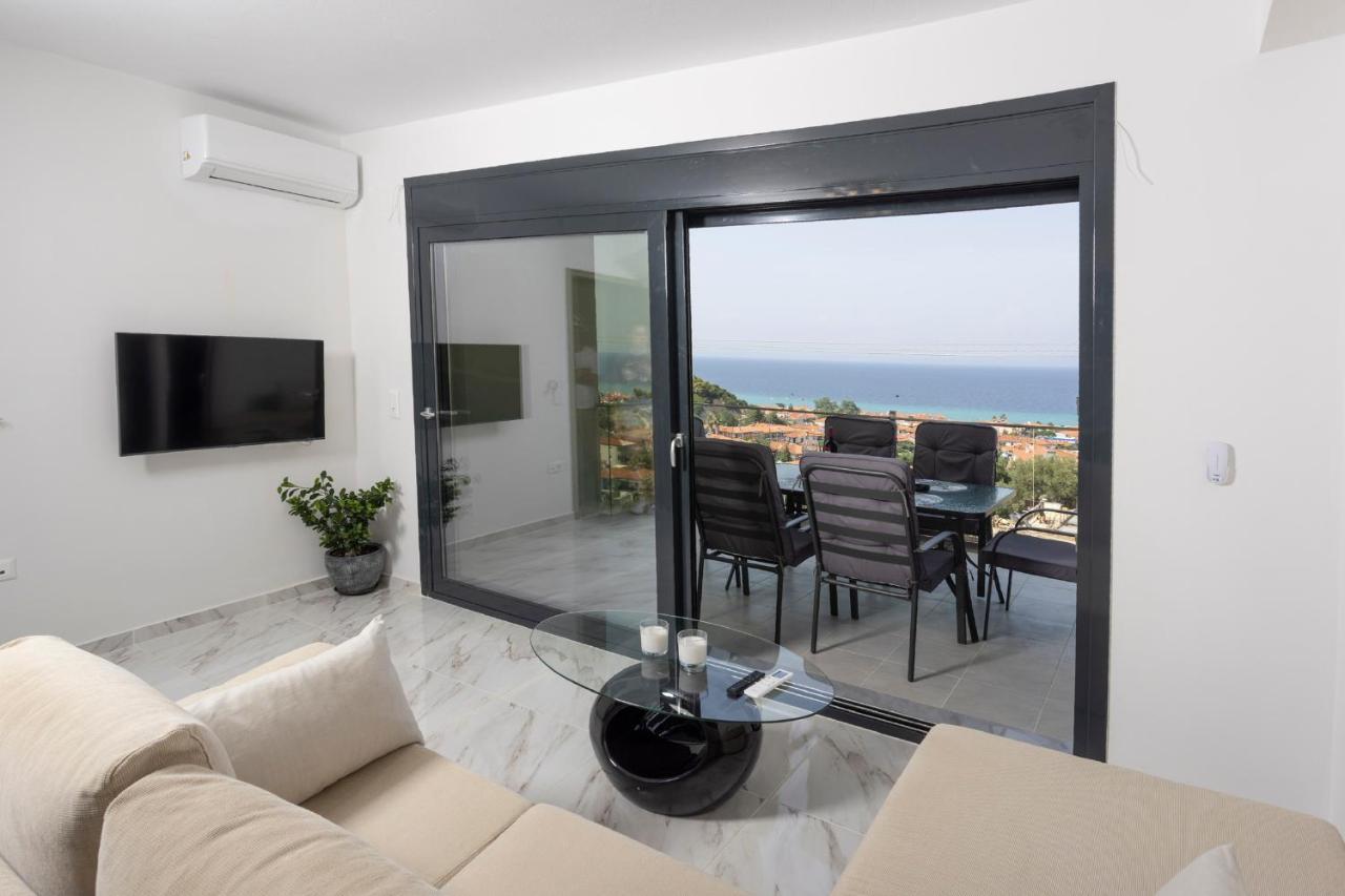 The Sea View Apartment Polychrono Bagian luar foto