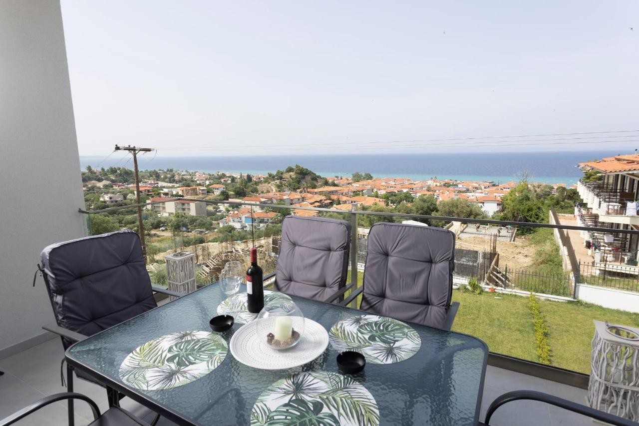 The Sea View Apartment Polychrono Bagian luar foto